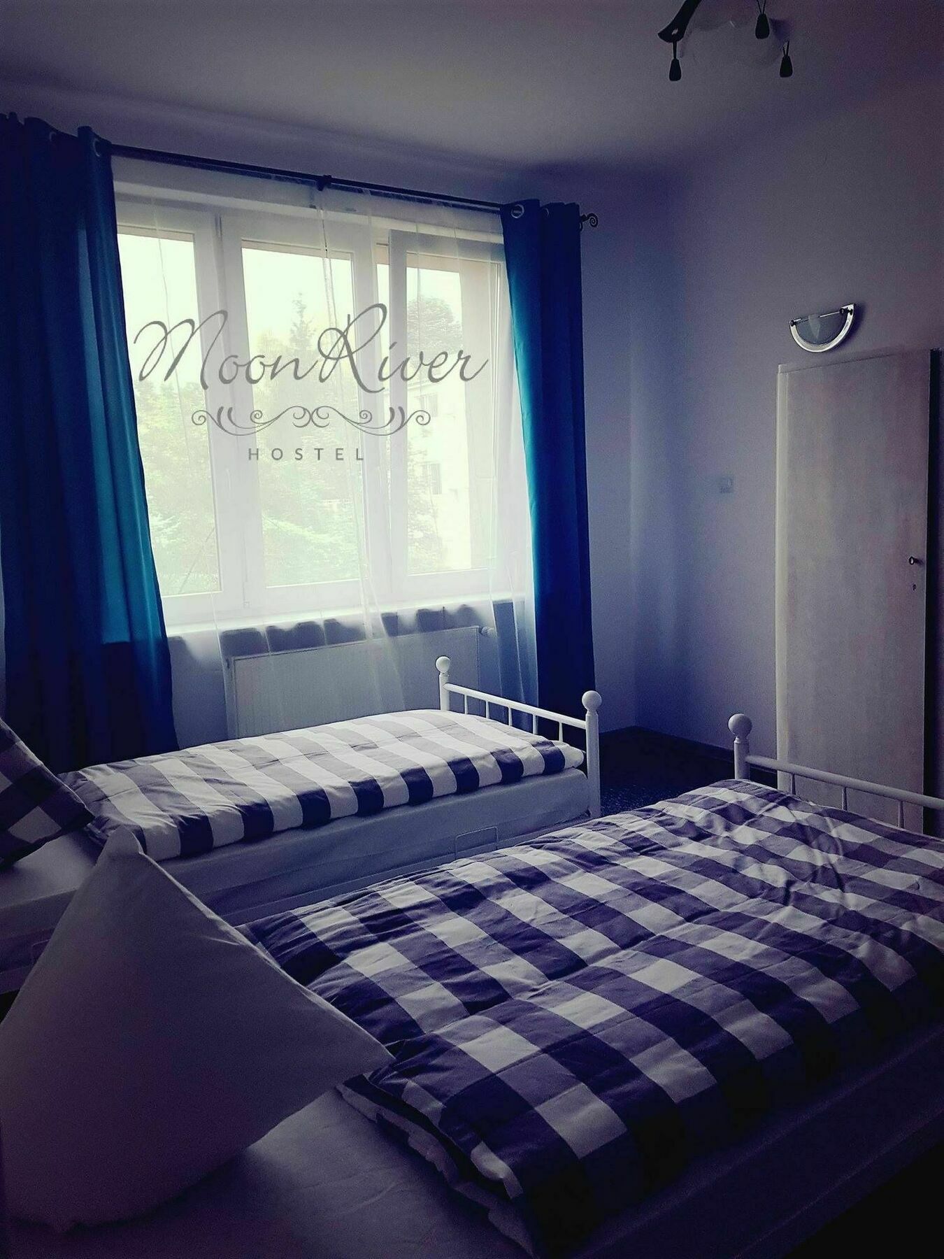 Moonriver Inn 华沙 外观 照片