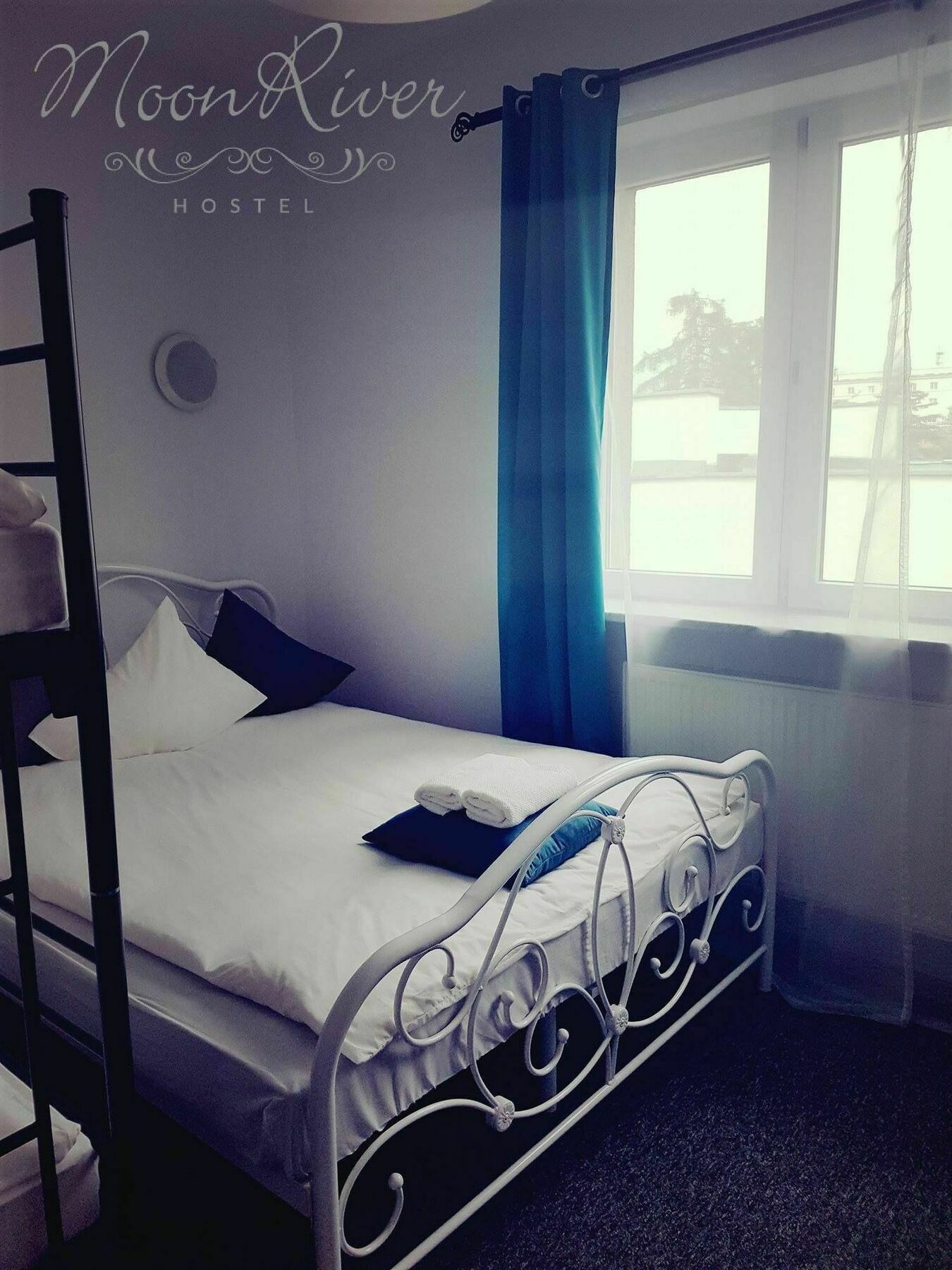 Moonriver Inn 华沙 外观 照片