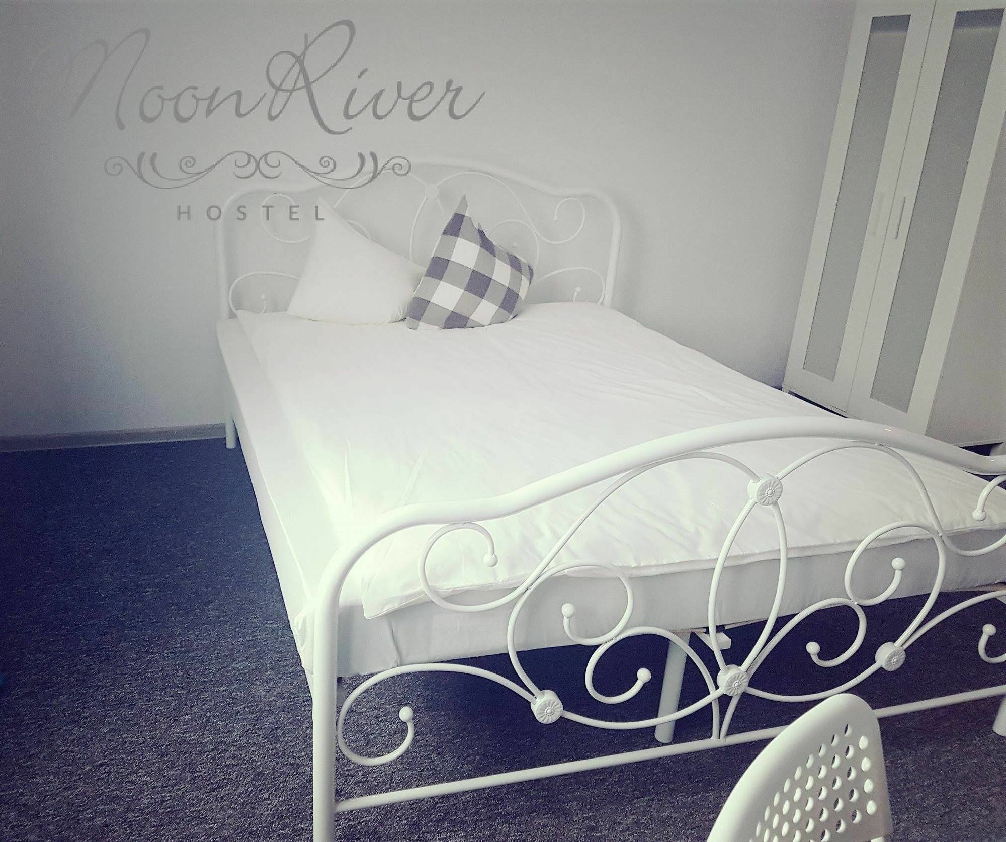 Moonriver Inn 华沙 外观 照片