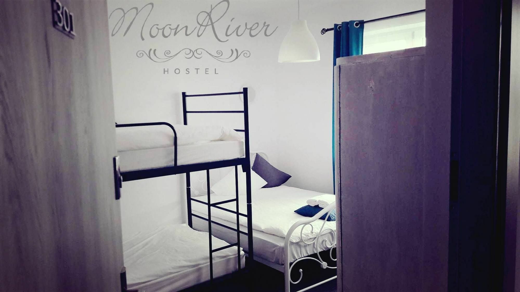 Moonriver Inn 华沙 外观 照片